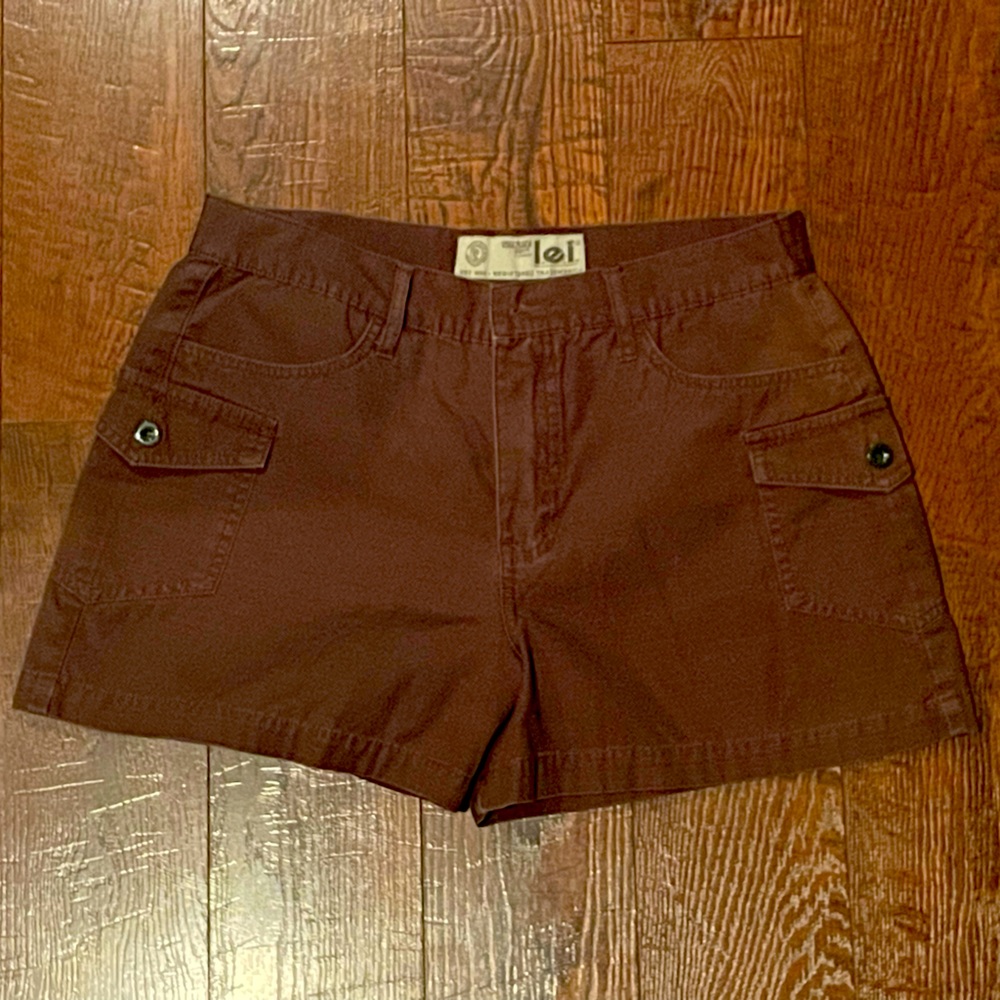 l.e.i. Brown Shorts